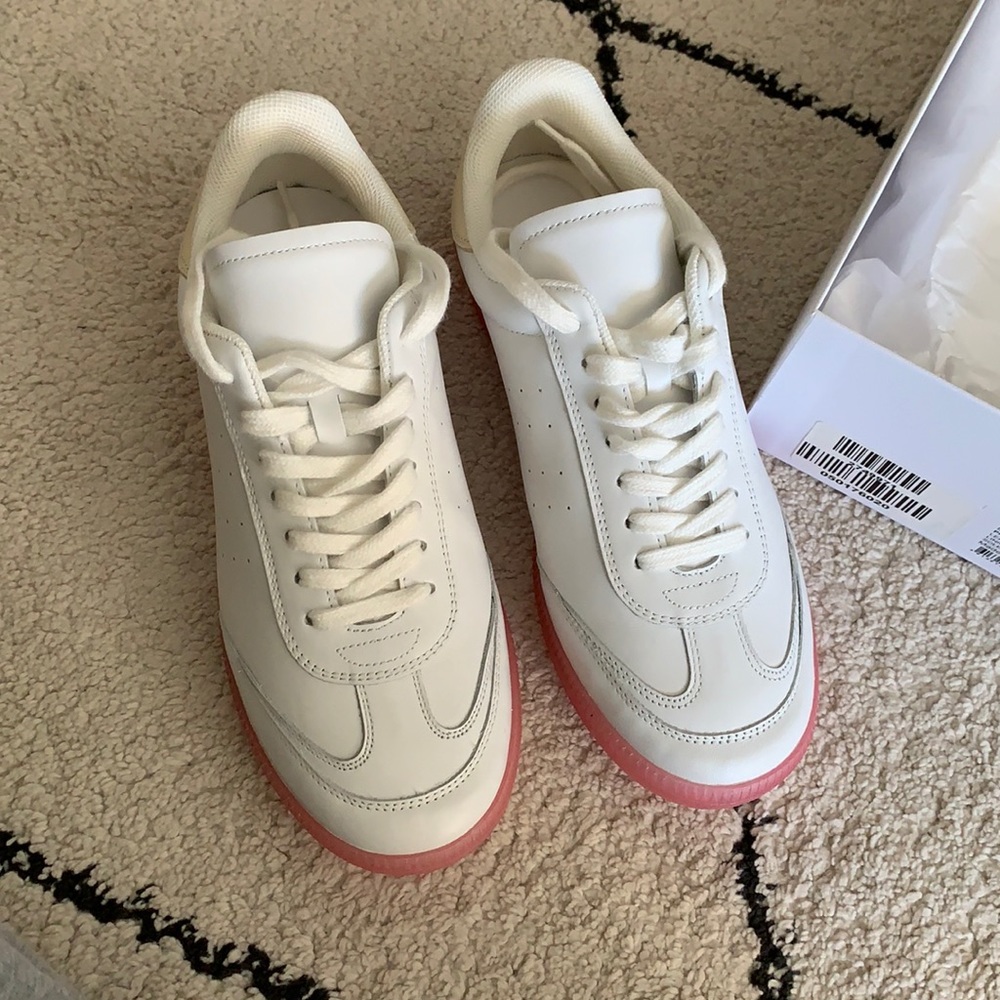 Isabel Marant Bryvee sneaker